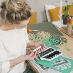 Fiskars Precision Cutting & Carving – mångsidigt knivset med precision