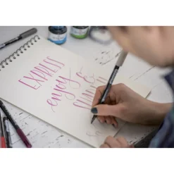 Koi Color Brush Pen Dk Co Gray