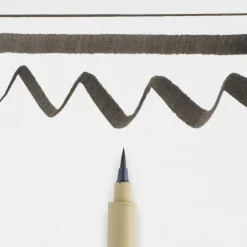 Sakura Pigma Brush Black – svart penselspets